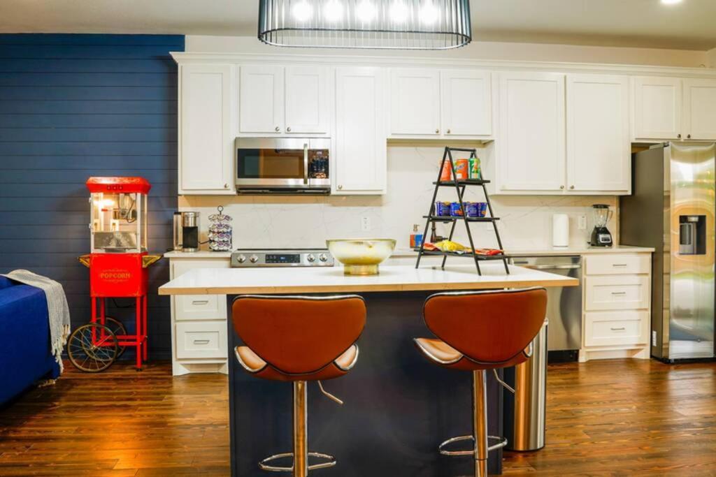 Dallas 4Br Large Yard W Hot Tub , Fire Pit And Basketball Hoop Buitenkant foto