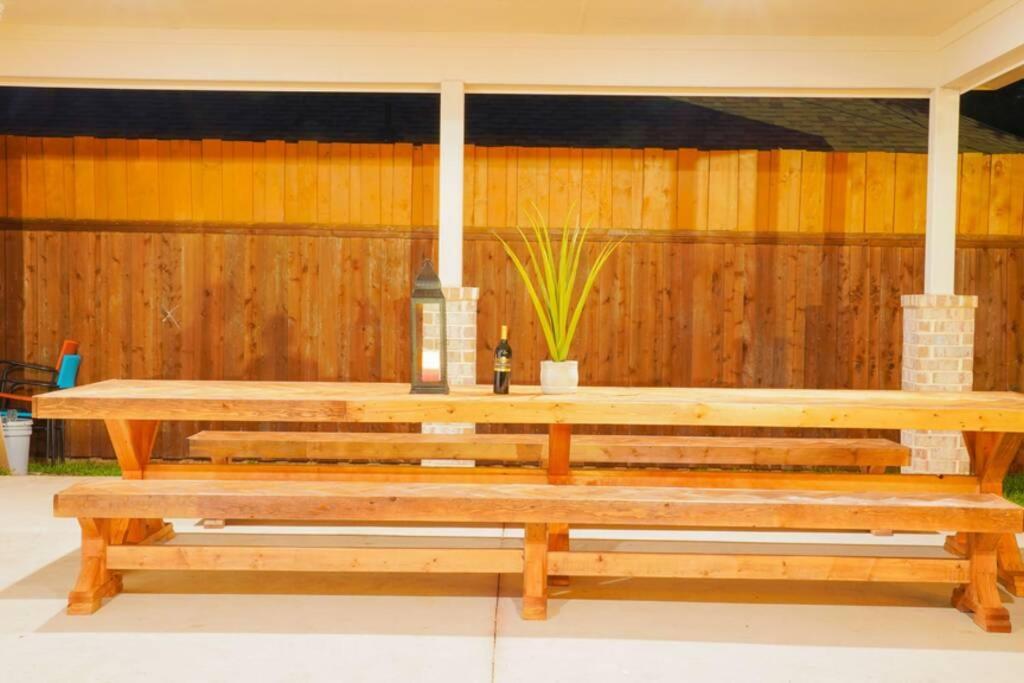 Dallas 4Br Large Yard W Hot Tub , Fire Pit And Basketball Hoop Buitenkant foto