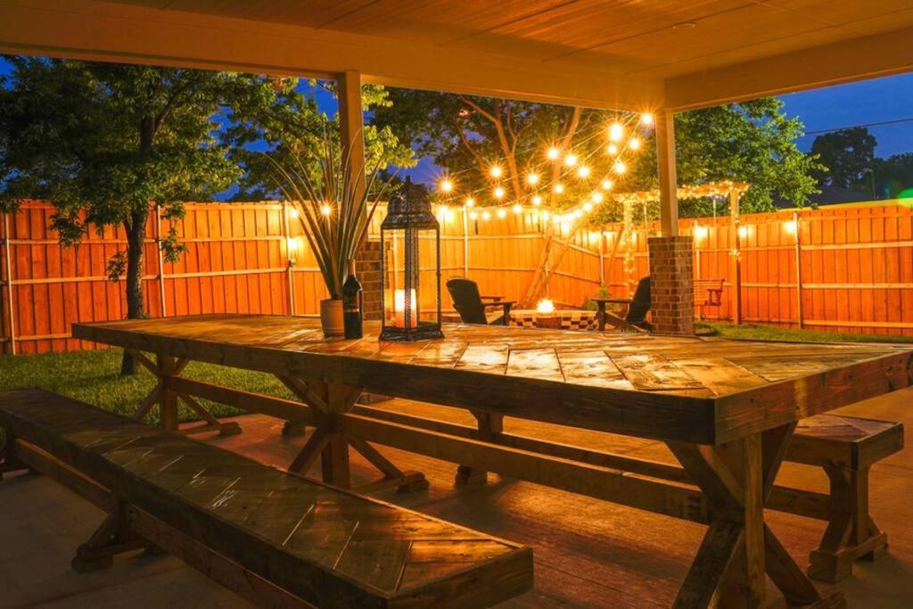 Dallas 4Br Large Yard W Hot Tub , Fire Pit And Basketball Hoop Buitenkant foto