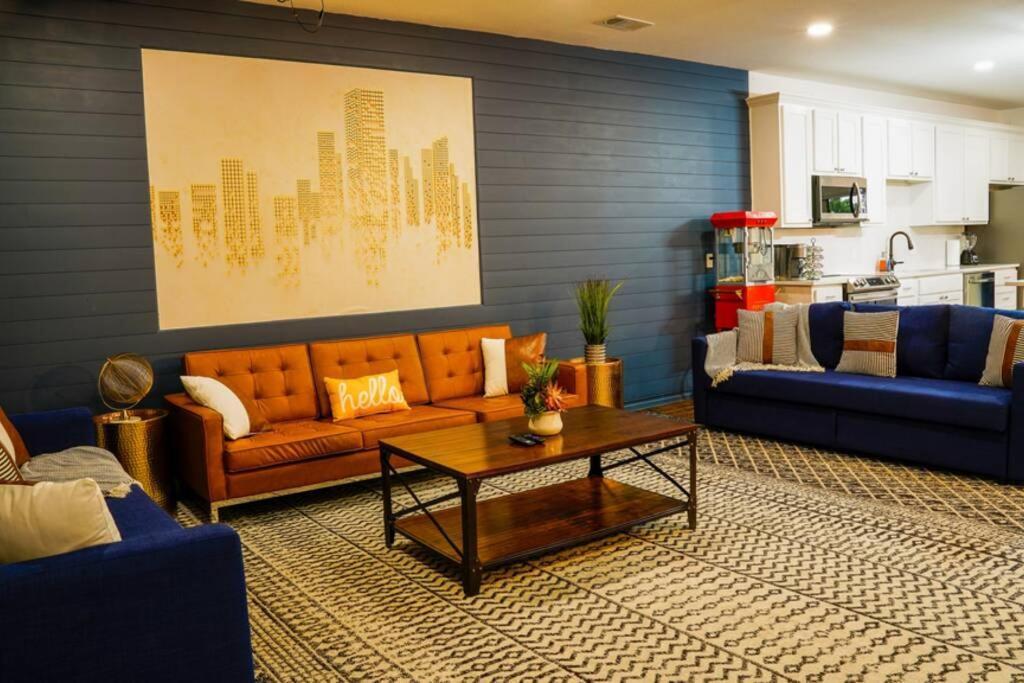 Dallas 4Br Large Yard W Hot Tub , Fire Pit And Basketball Hoop Buitenkant foto