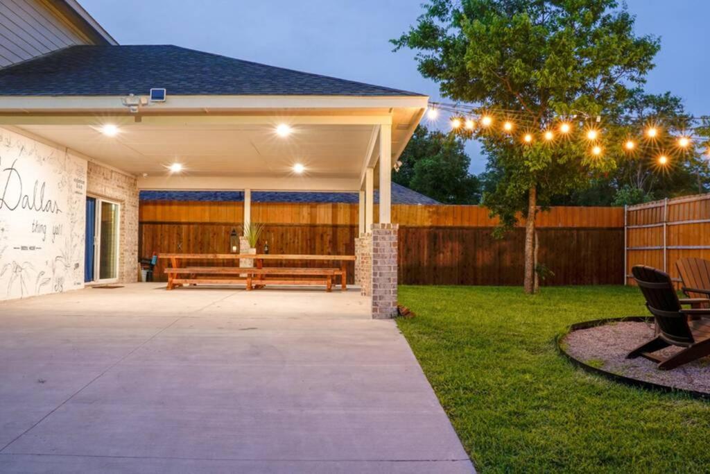 Dallas 4Br Large Yard W Hot Tub , Fire Pit And Basketball Hoop Buitenkant foto